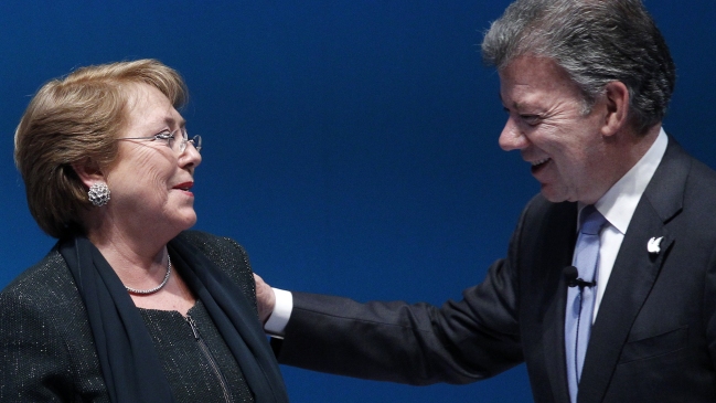 Bachelet felicitó a Santos por nuevo acuerdo con FARC: 
