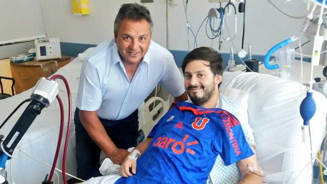 Víctor Hugo Castañeda visitó a hincha que es prioridad nacional para trasplante