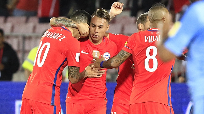 Eduardo Vargas: Fue importante el gol y estoy feliz por el equipo