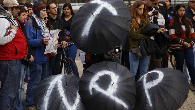 Unas 100 personas protestaron en Lima contra TPP y Obama durante cumbre APEC