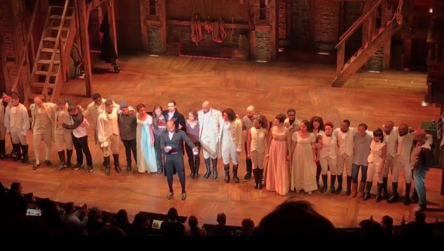 Vicepresidente electo de EE.UU. fue abucheado en función del musical 