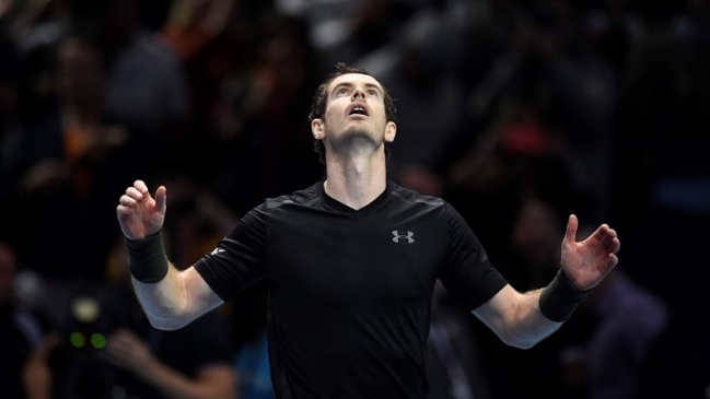 Andy Murray venció a Milos Raonic y avanzó a la final del Masters de Londres