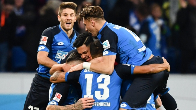 Eduardo Vargas jugó en empate de Hoffenheim ante Hamburgo en la Bundesliga