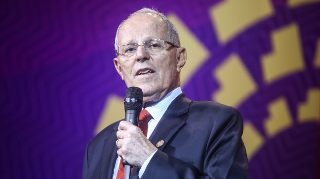 Chile y Perú buscan mejorar relaciones de cara a visita de Kuczynski al país