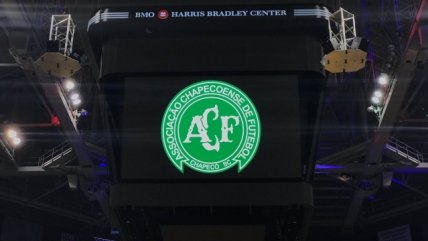 La NBA inició sus partidos del martes con un minuto de silencio en homenaje a Chapecoense