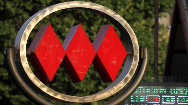 Metro restableció servicio de Línea 4A luego de que persona se precipitara a las vías