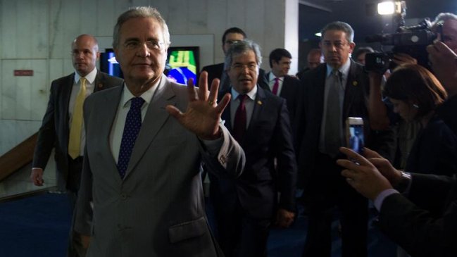 Senado brasileño se rebela ante juez del Supremo y mantiene a su presidente