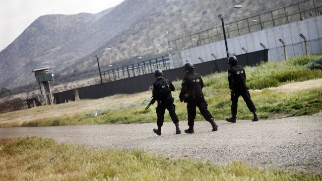 Alcaide de Punta Peuco fue trasladada por robo de armas en el penal