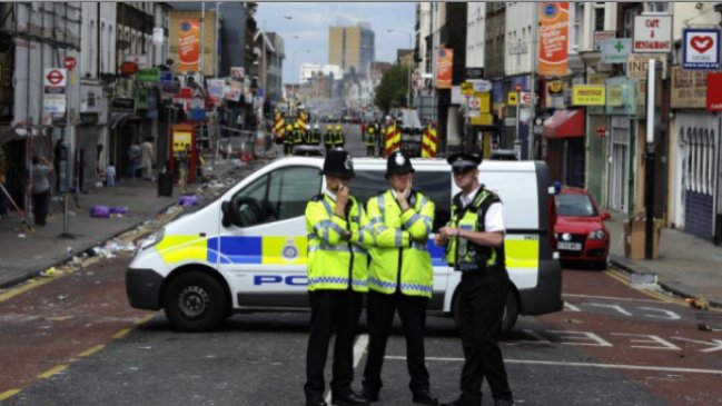 Más de 300 policías británicos acusados de explotación sexual