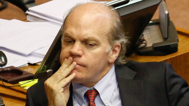 Caso Fipes: Patricio Walker denunció que alguien borró casi todos sus correos de Gmail