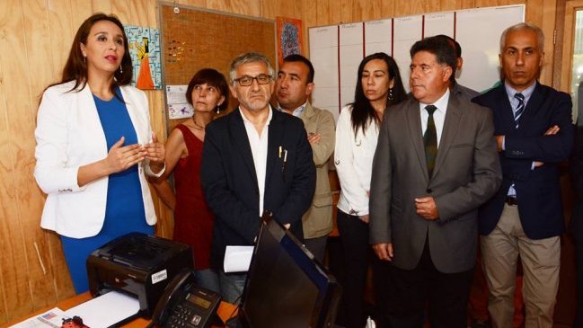 Alcaldesa de Hualpén descubrió canales con programación erótica en el Municipio