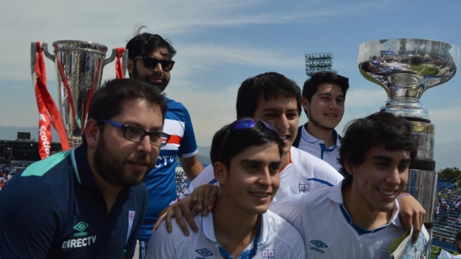 Hinchas de la UC podrán fotografiarse con las copas ganadas este año