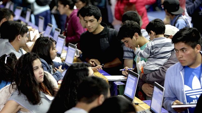 Cerca de 90 mil estudiantes de CFT e IP accederán a gratuidad en 2017