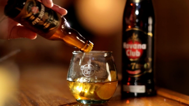 Cuba propuso pagar con ron parte de su millonaria deuda con la República Checa