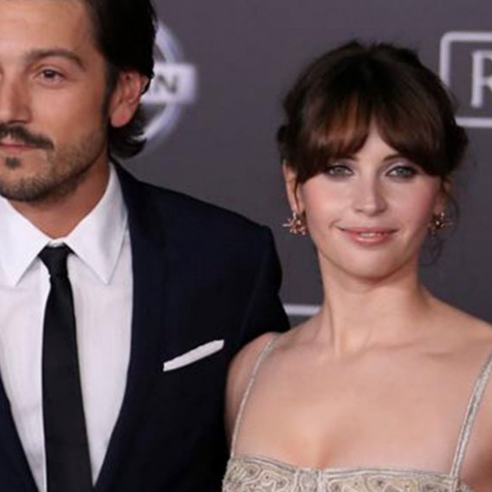 Felicity Jones, la fuerza (de la moda y el estilo) está con ella