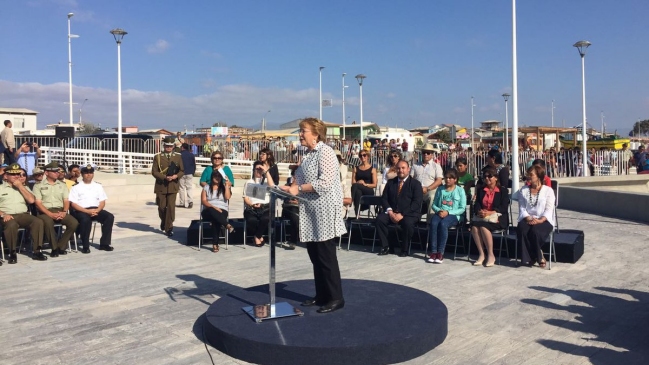 Presidenta Bachelet enviará proyecto de ley para decretar feriado el 2 de enero del 2017