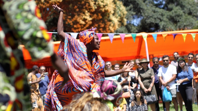 Festival de música y arte celebra al migrante en Chile