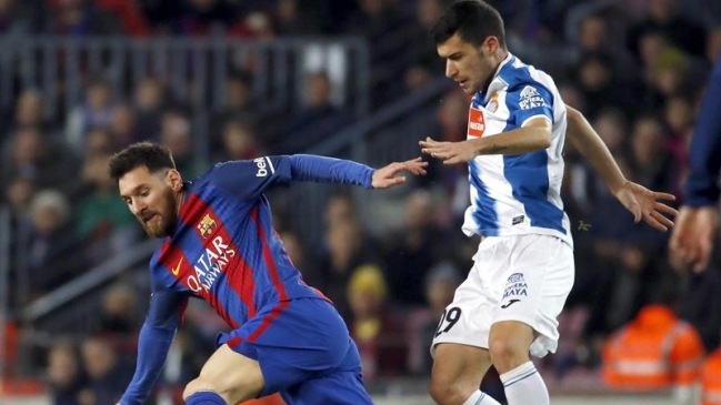FC Barcelona y Espanyol animan el derbi en el Camp Nou