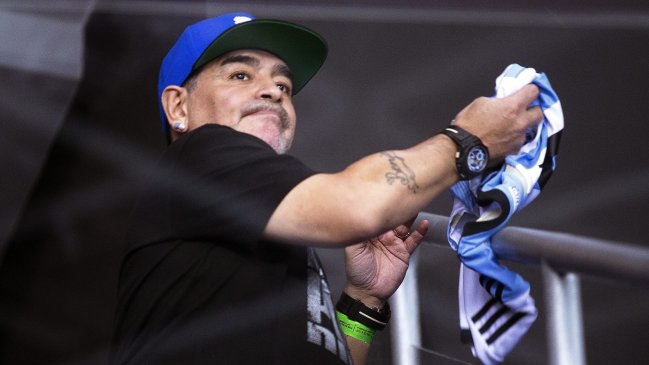 Polémica foto: ¿Diego Armando Maradona es aficionado a la caza?