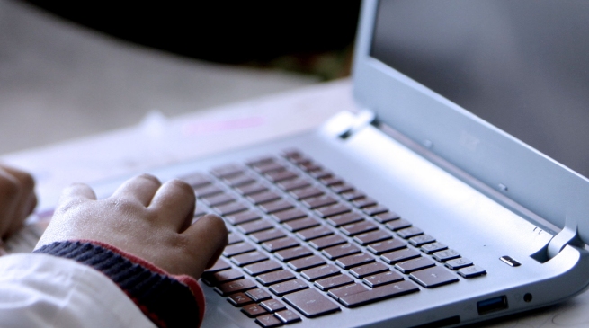 La nueva ley de internet en Tailandia aumentará la censura, denuncia HRW