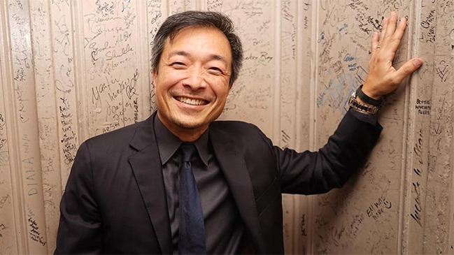 Icónico artista de DC Comics perdió su iPhone y luego apareció en Chile