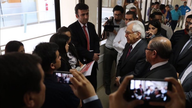 Gobierno prometió colaborar con esclarecimiento de baleo a joven mapuche