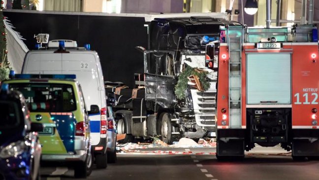 Sospechoso del atentado en Berlín muere en tiroteo con policías en Milán