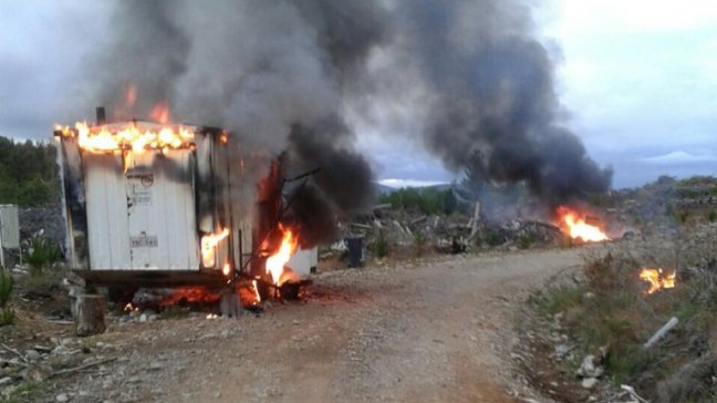 Carabineros y PDI investigan posible atentado en fundo de Lanco