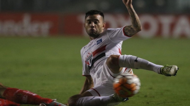 Internacional de Porto Alegre quiere contar con Eugenio Mena para buscar el ascenso