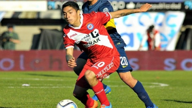 Argentinos Juniors negó acercamiento de la U por Luciano Cabral