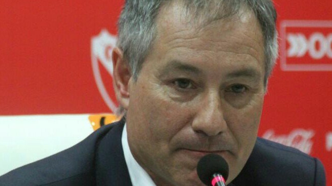 Ariel Holan fue presentado como técnico en Independiente de Avellaneda