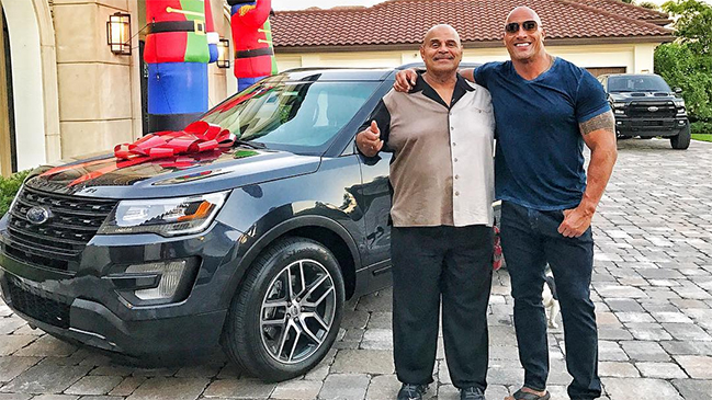 Dwayne Johnson reveló triste experiencia de cuando su padre era niño