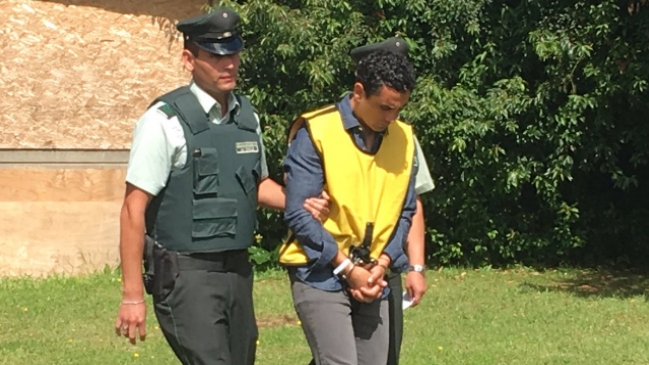 En prisión preventiva quedó teniente de la FACh acusado de asesinar a su hijo de 5 meses