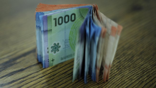 Este 1 de enero comenzó a regir nuevo salario mínimo de 264 mil pesos