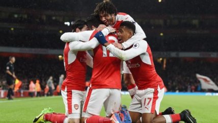 Arsenal arrancó el año con un triunfo ante Crystal Palace