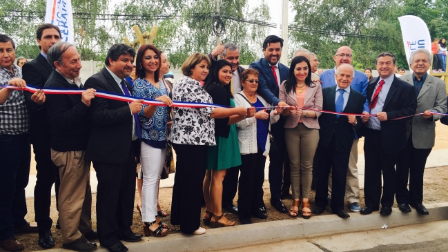 Ministerio de Vivienda inauguró complejo habitacional 