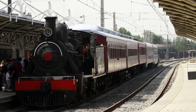 Autoridades impulsan turismo ferroviario con 