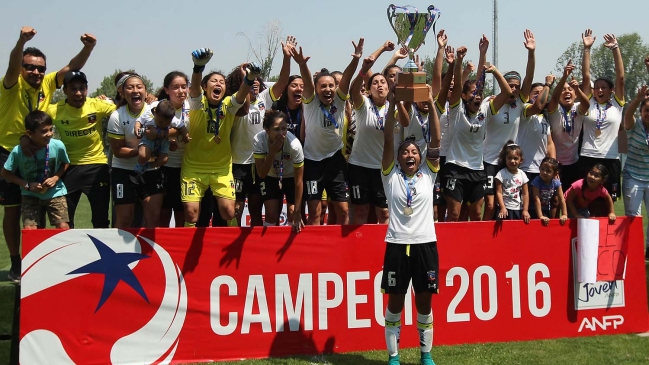 Colo Colo ganó el Superclásico y clasificó a la próxima Copa Libertadores Femenina