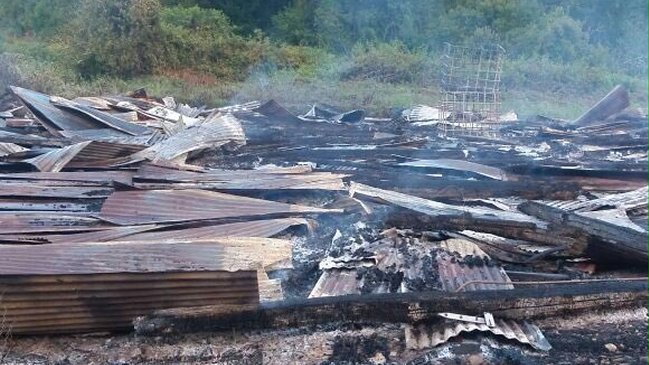 Atentado en Región de Los Ríos: Dos casas y tres galpones quemados