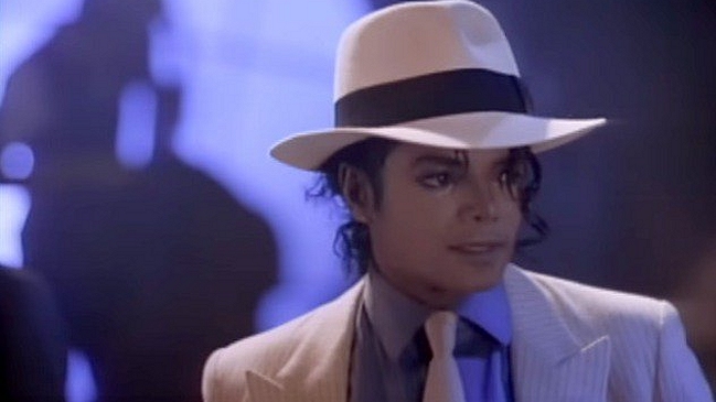 Subastan por 7 millones el sombrero de Michael Jackson en 