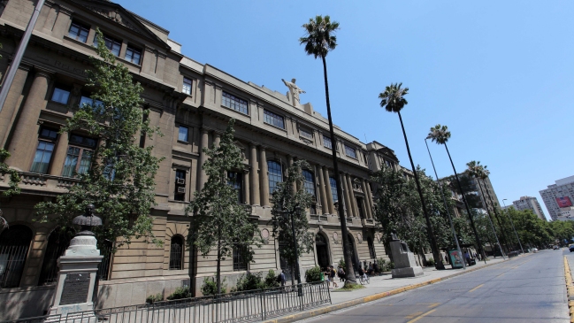 PUC presentó demanda contra el Estado por incumplir entrega del aporte fiscal indirecto