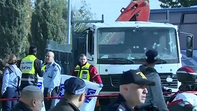 Ataque con camión en Jerusalén deja al menos cuatro personas muertas