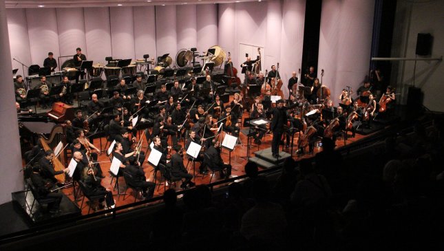 Con homenaje a Violeta Parra partirá el Festival Internacional de Música Contemporánea