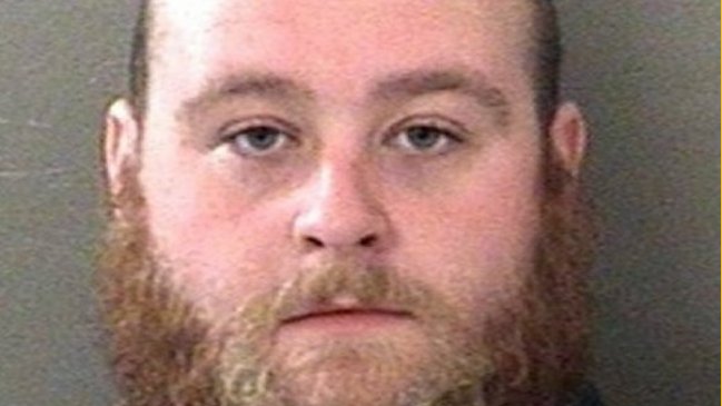 Un joven de 23 años fue detenido en Florida por violar durante años al perro familiar