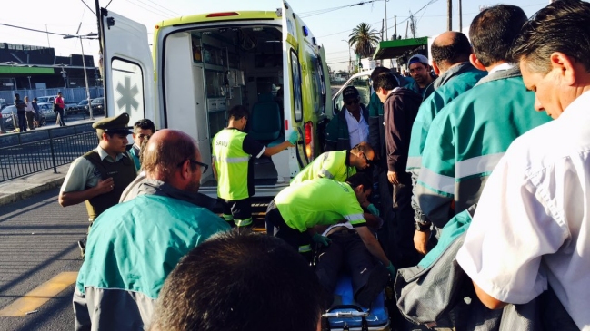 Bus del Transantiago atropelló a chofer que estaba protestando