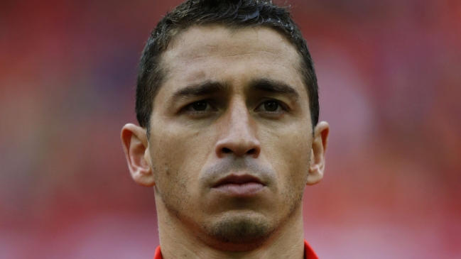 Universidad de Chile piensa en reforzarse con Carlos Carmona y Oscar Opazo