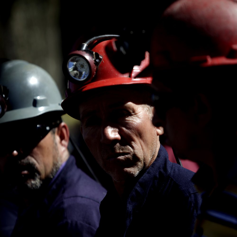 Mineros de Curanilahue dejaron el yacimiento tras 43 días de huelga