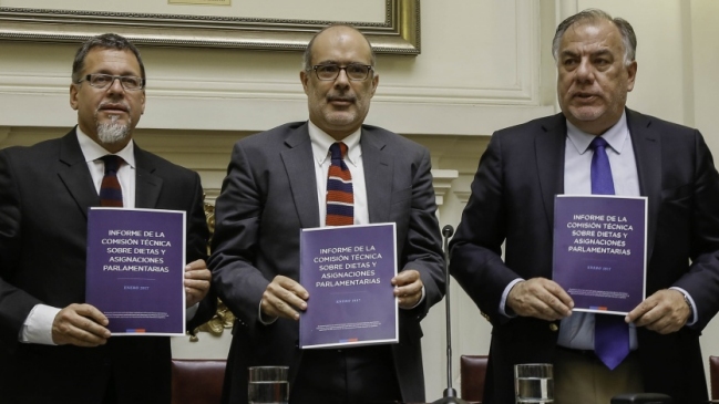 Gobierno y Congreso avanzan en fórmula para reajustes de altas autoridades y legisladores