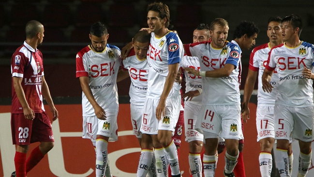 Unión Española derrotó a Deportes La Serena en la 