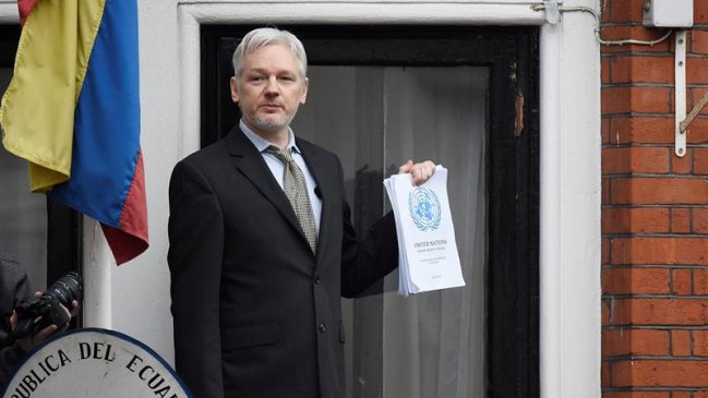 Assange 